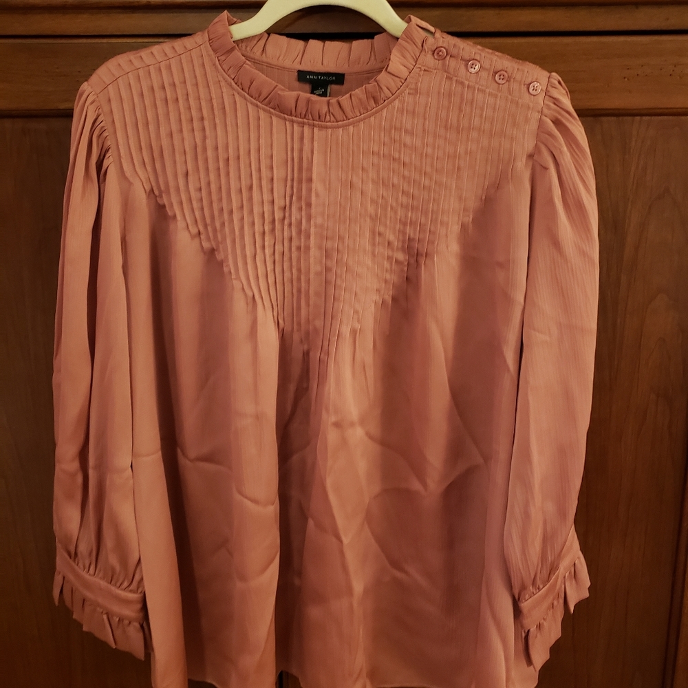 Ann Taylor Rose Blush Pintuck Yoke Blouse
